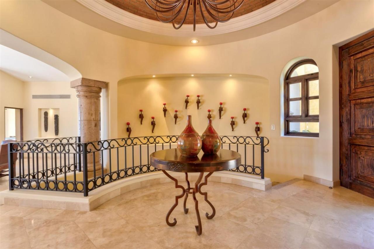 Villa Gracia 5Bdrm Turn Key Rental With Staff Services At A Discounted Rate! Cabo San Lucas Eksteriør billede